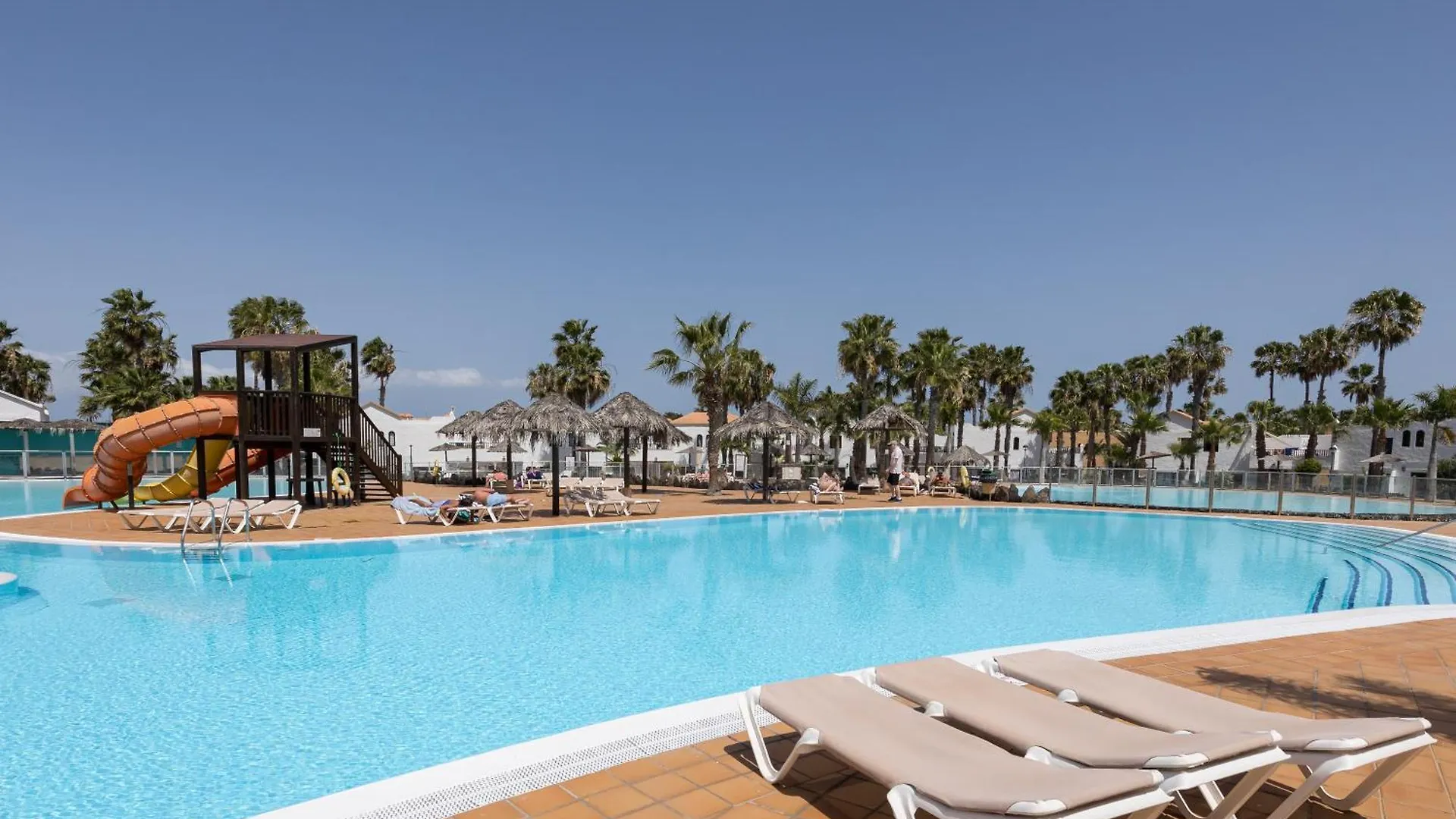 Home2Book Modern Stay At Oasis Duna, Corralejo Apartamento
